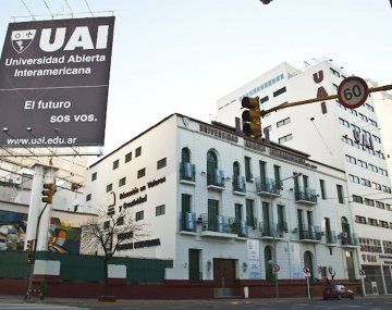 San Telmo: el comunicado de la UAI por la estudiante que se arrojó al vacío