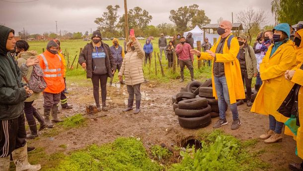 Sergio Berni pidió postergar el desalojo en Guernica por el temporal