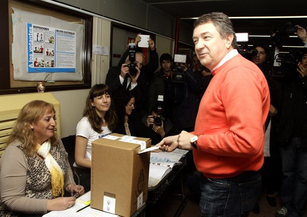 Yauhar votó en Chubut y destacó la participación de los jóvenes