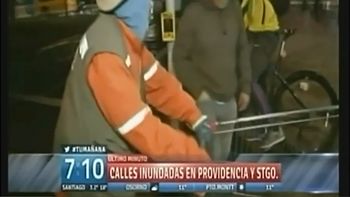 uber changuito: cobra $10 para cruzar calle inundada uber changuito: cobra $10 para cruzar calle inundada