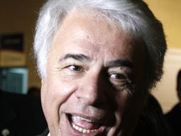 Escuchá el humor cordobés de De la Sota en Radio 10