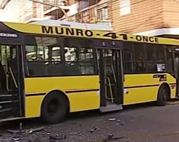 El accidente ocurrió en la esquina de Independencia y la Rioja