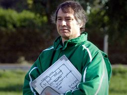 Ariel Holan, ex técnico de Defensa y Justicia Ariel Holan, ex técnico de Defensa y Justicia