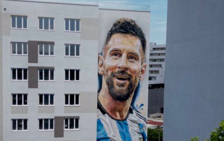 Locura por Lionel Messi en Albania: tremendo mural de 30 metros