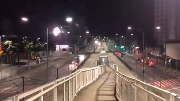 Clima hostil en Brasil: Boca, afectado por los fuegos artificiales en la previa del partido ante Mineiro