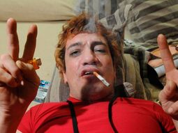 Dos mujeres denunciaron al cantante de rock por haberlas golpeado y privado de su libertad. Dos mujeres denunciaron al cantante de rock por haberlas golpeado y privado de su libertad.