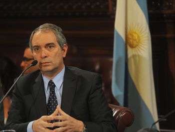 Alak y el balotaje: La disyuntiva es Macri o Perón