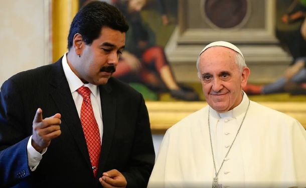 Maduro le pidió al Papa que intervenga para facilitar el diálogo en Venezuela