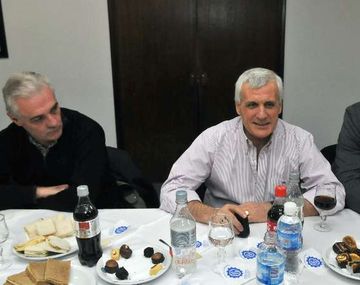 Antimoyanistas debaten cómo llegar a un congreso unificado