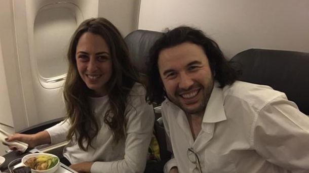 La reacción de la novia en Turquía de Ergun demir sobre los rumores de romance con su traductora