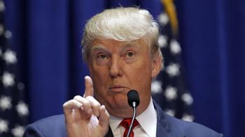 Donald Trump: La inmigración es un privilegio, no un derecho Donald Trump: La inmigración es un privilegio, no un derecho