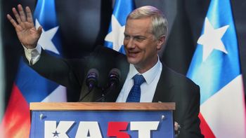 el derechista kast se impone por casi 20 puntos y es el nuevo presidente de chile el derechista kast se impone por casi 20 puntos y es el nuevo presidente de chile