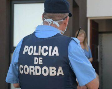 Llamó 22 veces a la Policía porque le robaron pero estaban viendo un partido