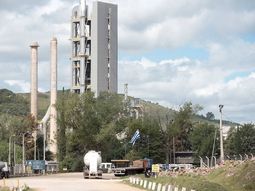 La planta de portland de Ancap en Minas no produce desde el 28 de febrero y el mercado es crítico en Uruguay. La planta de portland de Ancap en Minas no produce desde el 28 de febrero y el mercado es crítico en Uruguay.