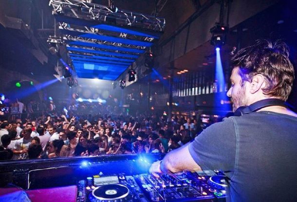 Las fiestas electrónicas continúan y se mudaron a los boliches porteños