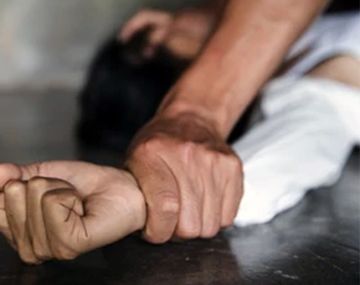 Detienen a cinco hombres que abusaron de un camionero en Santa Fe