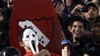 racing y las cargadas por el descenso del rojo racing y las cargadas por el descenso del rojo