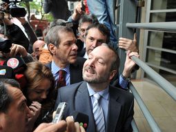 tenemos 120 dias para analizar el plan de clarin tenemos 120 dias para analizar el plan de clarin