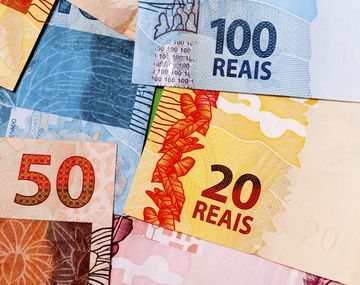 El dólar en Brasil tocó los tres reales
