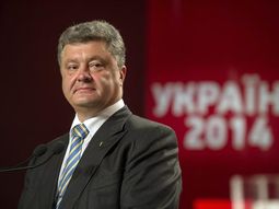 rebeldes pro rusos toman una base militar en ucrania rebeldes pro rusos toman una base militar en ucrania