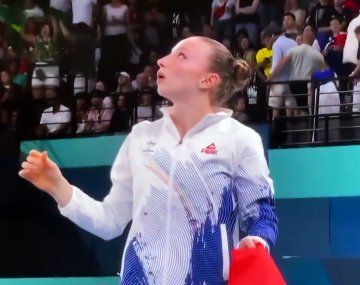 Una gimnasta rumana ganó la medalla de bronce pero pidieron la revisión y se la quitaron