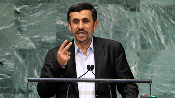 como a bush en irak, zapatazo a ahmadinejad en egipto como a bush en irak, zapatazo a ahmadinejad en egipto