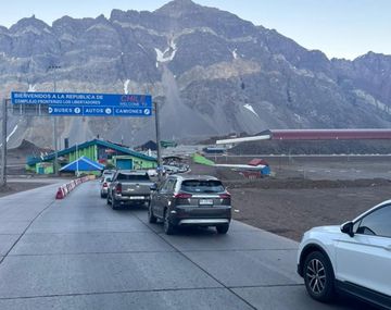 Frente al Pacífico y 190 kilómetros de Santiago, este pueblo chileno es perfecto para observar la fauna marina y realizar deportes acuáticos.&nbsp;