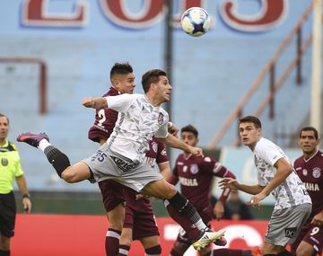 Arsenal cayó ante Lanús y se hunde en el fondo