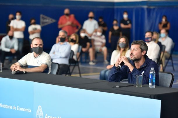 Lammens y Guzmán en videoconferencia con 1.100 clubes de barrio tras jugar un picado