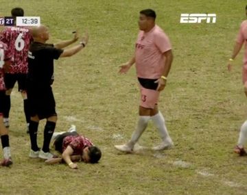 Preocupación en la Copa Potrero: Bertolo sufrió un duro golpe y fue retirado inconsciente