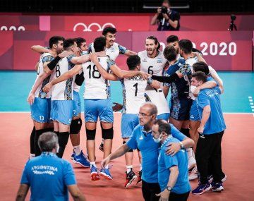 La Selección de vóley se juega el pase a cuartos contra Estados Unidos