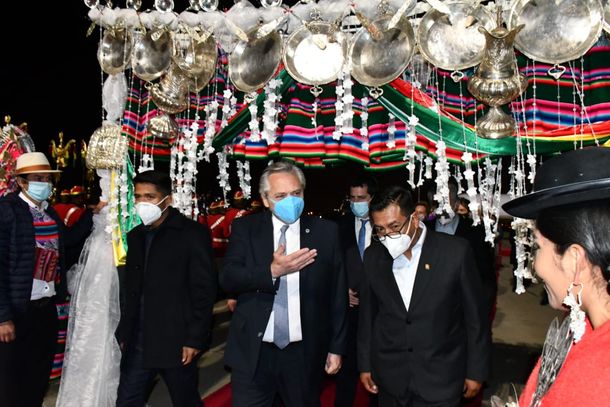 Alberto Fernández ya está en Bolivia para la asunción del presidente Luis Arce