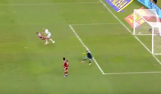 Un cabezazo de Zidane a Andrade