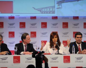 Que expliquen cómo van a hacer lo que proponen