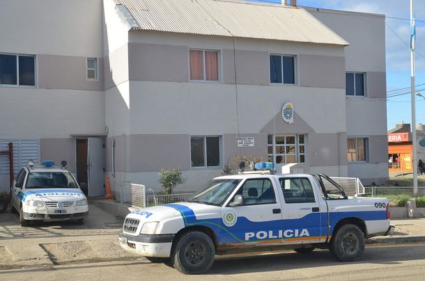 Un joven apuñaló a un amigo y sus propios padres lo entregaron a la policía