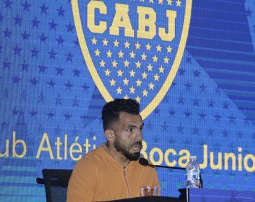 Tevez va por la política: su lucha de egos y odios con Riquelme