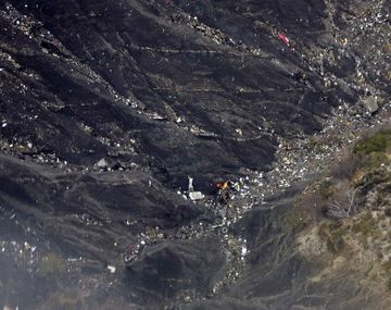 Medios internacionales se hacen eco de la tragedia aérea en los Alpes
