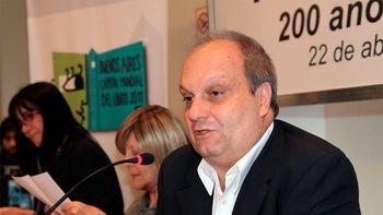 toma en el san martin: quieren robarse lo que es de todos toma en el san martin: quieren robarse lo que es de todos