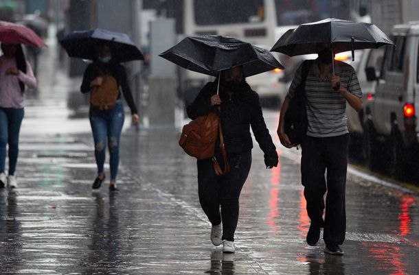 Preocupante alerta meteorológica por tormentas para este martes: qué dice el informe del SMN
