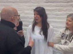 Profunda emoción de Andrea Rincón en su bautismo: Me arrepiento de todo