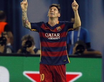Con dos goles de Messi