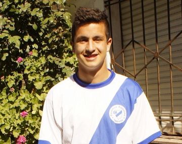 Fernando Mengual tiene 18 años y hace delivery en Chivilcoy.&nbsp;