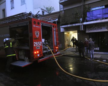 Alarma en San Telmo por un incendio en un edificio