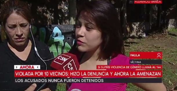 La violaron 10 vecinos y vive encerrada hace un año porque la amenazan