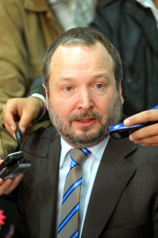 Sabbatella: Sólo el Grupo Clarín niega la adecuación