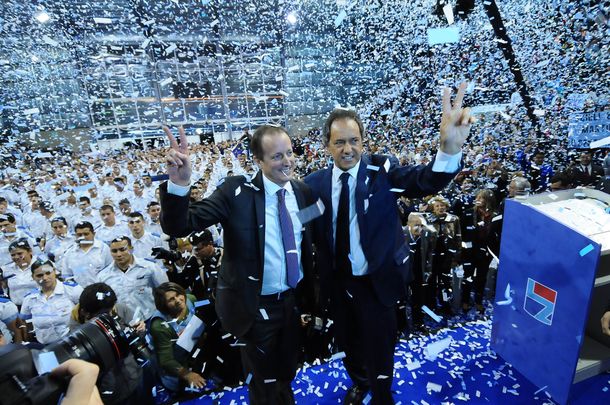 Insaurralde acató el pedido de Cristina y bajó su precandidatura en la provincia