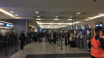 Dictaron la conciliación obligatoria y se levantó el paro de controladores aéreos