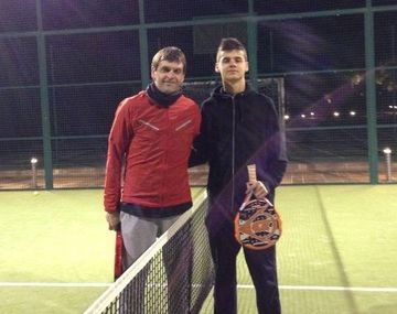 La primera imagen del técnico de Barcelona tras la operación