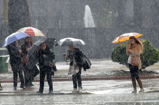 ¿Hasta cuándo continuarán las lluvias en Capital Federal y el Conurbano?
