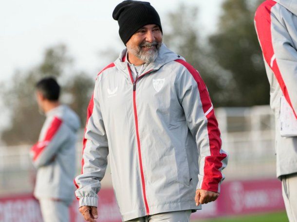 Mejor me lo dice afuera: el tenso cruce entre Jorge Sampaoli y un periodista español